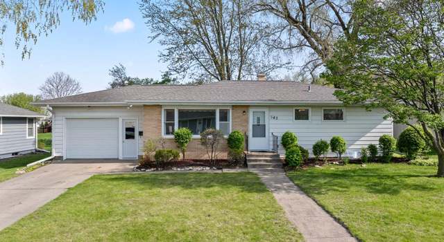 Photo of 543 East Ln, Saint Charles, MN 55972