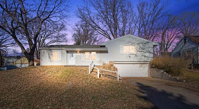 Photo of 1065 Grandview Ave W, Roseville, MN 55113