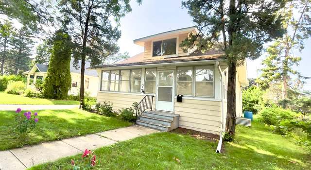 Photo of 77 Stevens St E, Saint Paul, MN 55107