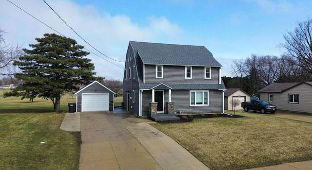 Photo of 405 Independence Ave S, Clarks Grove, MN 56016