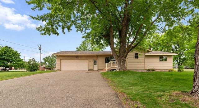 Photo of 419 2nd Ave SW, Melrose, MN 56352
