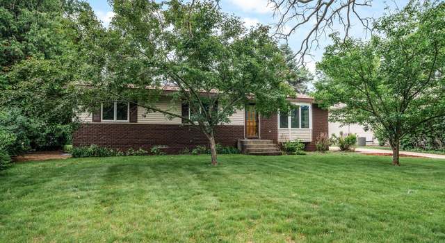 Photo of 436 Tanglewood Dr, Shoreview, MN 55126
