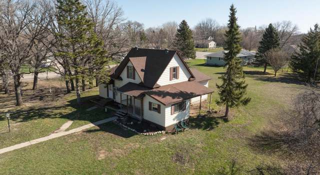 Photo of 421 W St Charles Ave, Fergus Falls Twp, MN 56537
