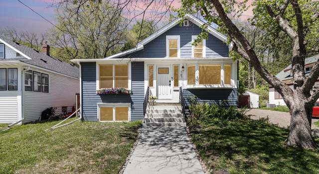 Photo of 767 Lexington Pkwy S, Saint Paul, MN 55116