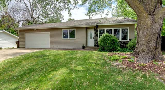 Photo of 417 Sunset Dr, Jordan, MN 55352