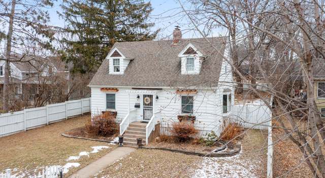 Photo of 1222 2nd St, Hudson, WI 54016