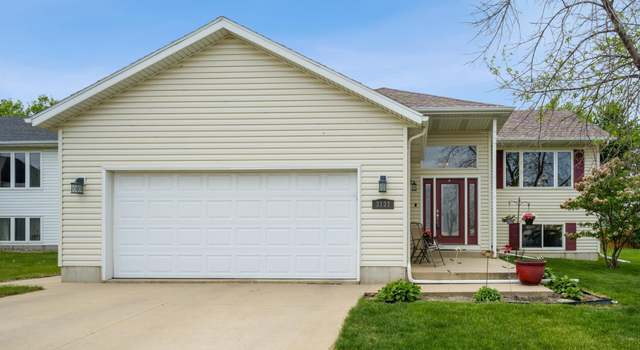 Photo of 3137 Lake St NW, Rochester, MN 55901