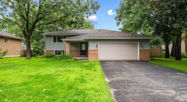 Photo of 11460 Goldenrod St NW, Coon Rapids, MN 55448