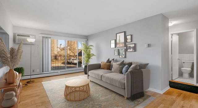 Photo of 520 Ridgewood Ave #103, Minneapolis, MN 55403