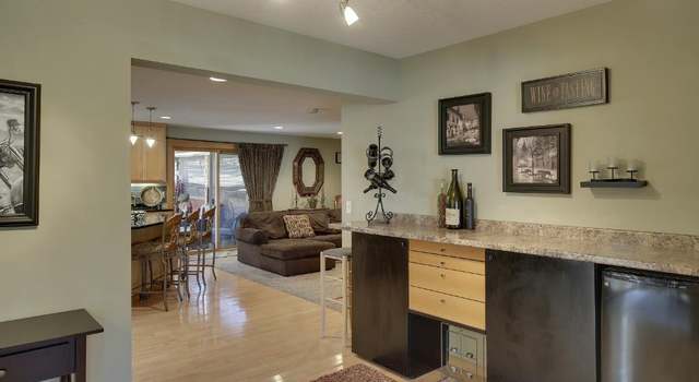 Photo of 3325 Pilgrim Ln N, Plymouth, MN 55441