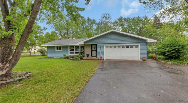 Photo of 830 Halliday Rd, Saint Cloud, MN 56301