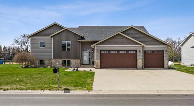Photo of 134 Newport Pkwy N, Kindred, ND 58051