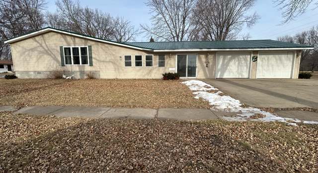 Photo of 604 Kingman St, Montevideo, MN 56265