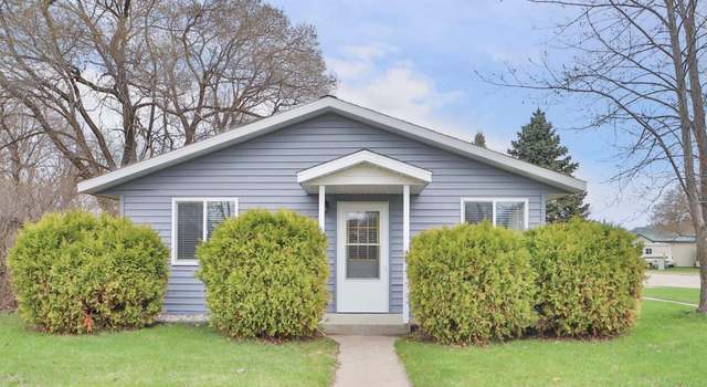 Photo of 223 Main St NE, Menahga, MN 56464