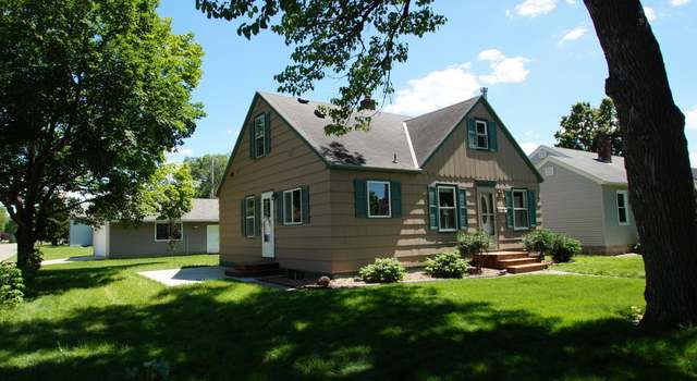 Photo of 612 12th St N, Benson, MN 56215