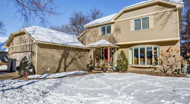 Photo of 205 Lion Ln, Shoreview, MN 55126
