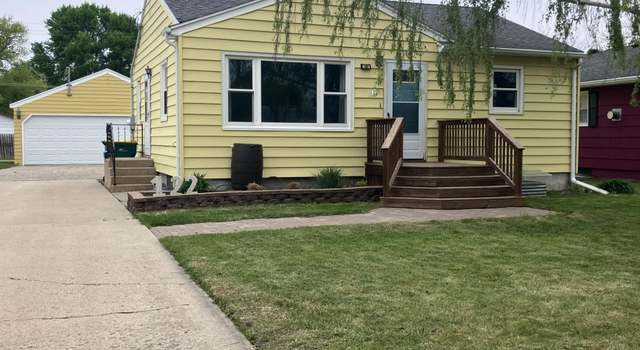 Photo of 122 4th Ave W, West Fargo, ND 58078