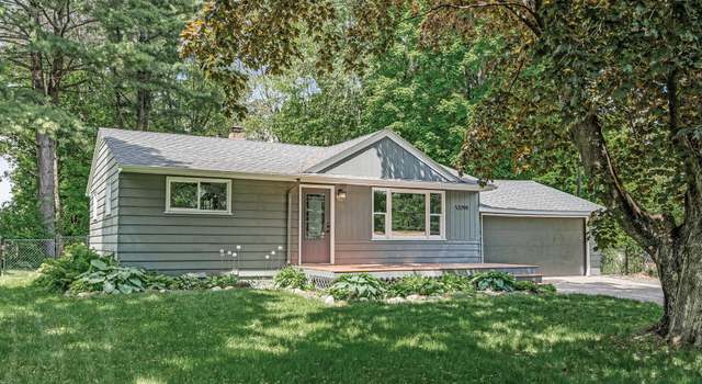 Photo of 13294 Andrews Ave, Lindstrom, MN 55045