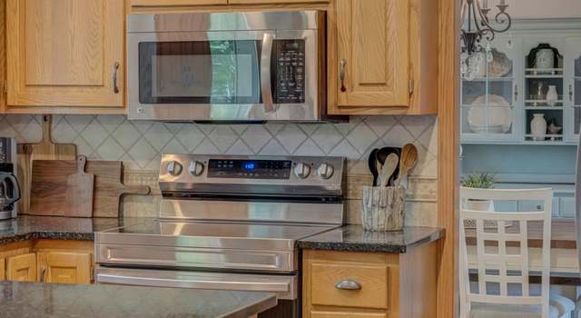 Photo of 7129 Snow Owl Ln, Lino Lakes, MN 55014
