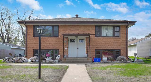 Photo of 5830 2nd St NE, Fridley, MN 55432