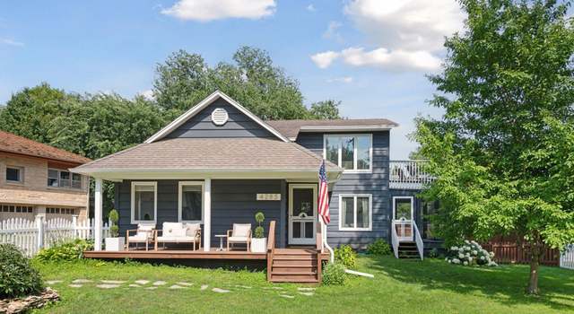 Photo of 4285 Jefferson St, Deephaven, MN 55331