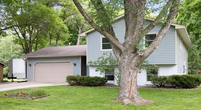 Photo of 15015 W Vermillion Cir NE, Ham Lake, MN 55304