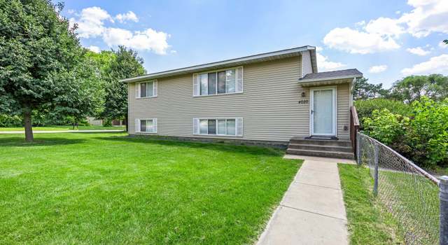 Photo of 4020 64th St E, Inver Grove Heights, MN 55076