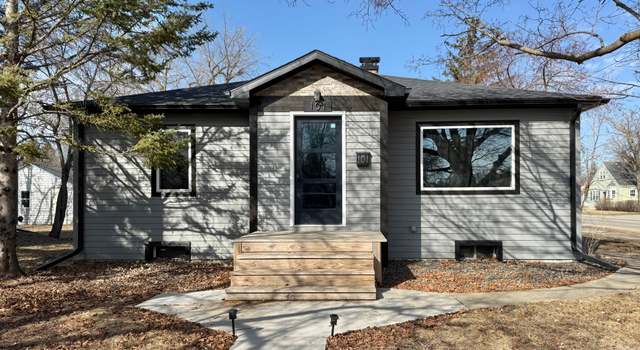 Photo of 101 Merriam Ave S, Thief River Falls, MN 56701