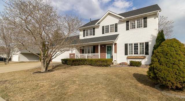 Photo of 212 Falcon Dr, Mankato, MN 56001