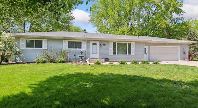 Photo of 4051 Elmwood Dr, St Bonifacius, MN 55375