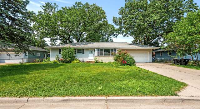 Photo of 5239 Oconnell Dr, Mounds View, MN 55112
