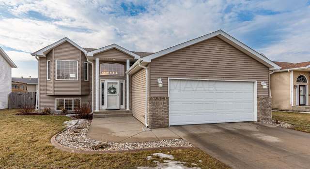 Photo of 1031 39 Ave W, West Fargo, ND 58078