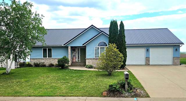 Photo of 213 Park Dr, Lewiston, MN 55952