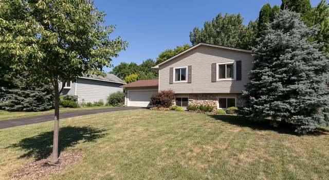 Photo of 1808 Rio Loma Ln, Burnsville, MN 55337