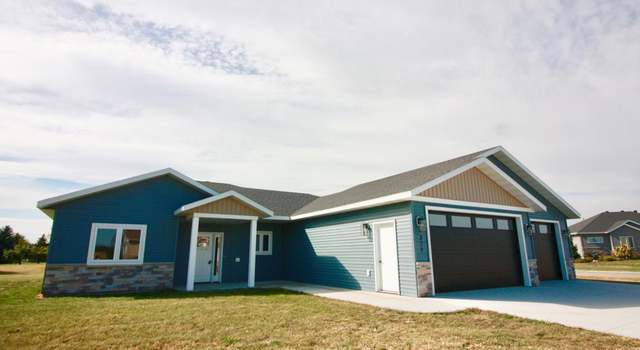 Photo of 211 16th St N, Breckenridge, MN 56520