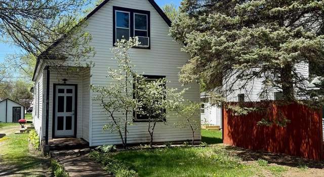 Photo of 713 7th St NE, Little Falls, MN 56345