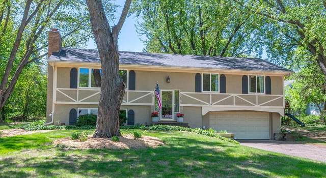 Photo of 12875 Castleview Ct, Minnetonka, MN 55305