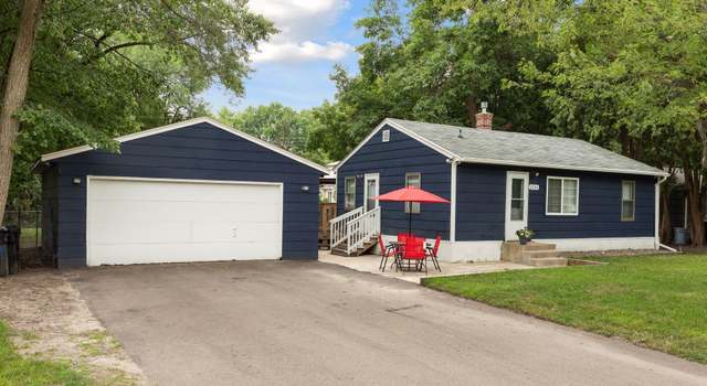 Photo of 2244 Hillview Rd, Saint Paul, MN 55112