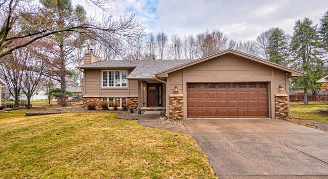 Photo of 1003 Falcon Dr, River Falls, WI 54022