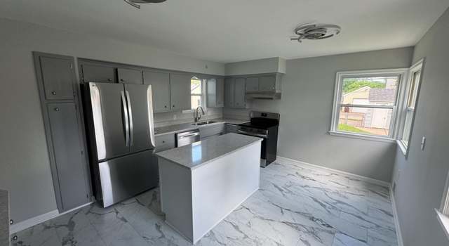 Photo of 146 Dale St W, South Saint Paul, MN 55075