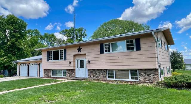 Photo of 351 5th St S, Franklin, MN 55333