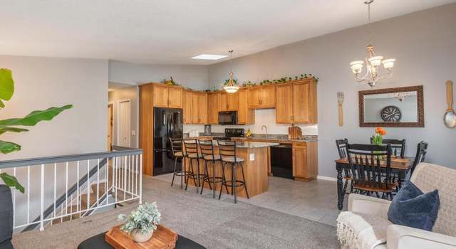 Photo of 1178 Aston Cir, Burnsville, MN 55337