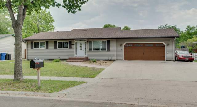 Photo of 2910 Madison Ave N, Fargo, ND 58102