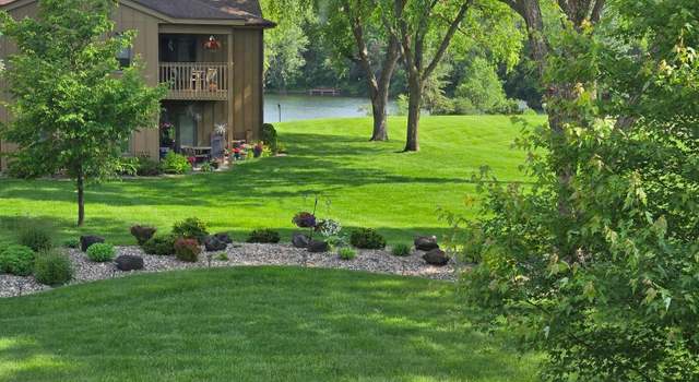 Photo of 1924 Greenfield Ln SW #201, Rochester, MN 55902