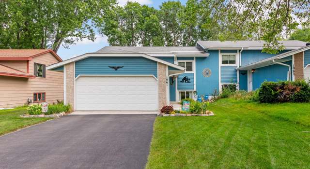 Photo of 1061 Eastview Cir, Shakopee, MN 55379