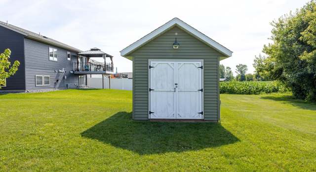 Photo of 525 7th Ave NE, Plainview, MN 55964
