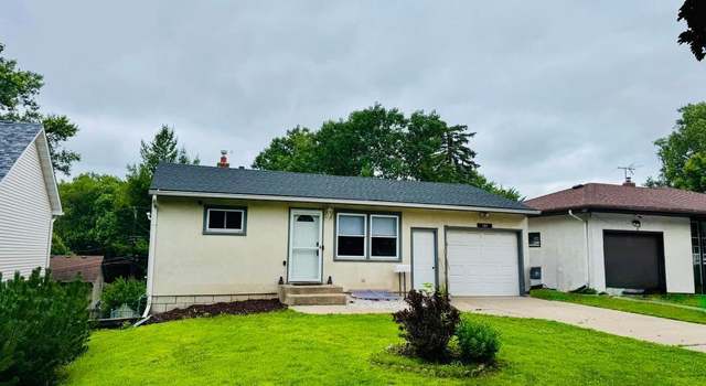 Photo of 1267 Etna St, Saint Paul, MN 55106
