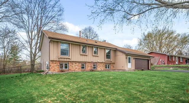 Photo of 10453 101st Pl N, Maple Grove, MN 55369