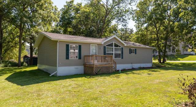Photo of 337 S Church St, Peterson, MN 55962