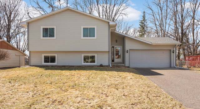 Photo of 3075 Mount Ridge Rd, Roseville, MN 55113